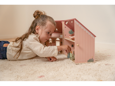 Domeček pro panenky dřevěný LITTLE DUTCH přenosný 2023 - 6